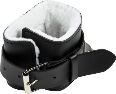 Produktbild von GORILLA SPORTS® Fußschlaufen - Einzeln, Gepolstert, Einstellbar in 5 verschiedenen Größen, für Kabelzug, aus Leder, Schwarz - Ankle Straps, Fußmanschetten, Zughilfen