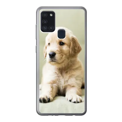 Produktbild von MuchoWow® Handyhülle Schutzhülle Hülle für Samsung Galaxy A21s Golden Retriever Welpe auf dem Sofa liegend Silikon Softcase Handy Hülle - Hartschale