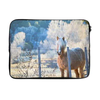 Produktbild von MuchoWow® Laptop Hülle 13 Zoll Pferd - Winter - Schnee Laptoptasche - Laptophülle - Sleeve - Rundumschutz