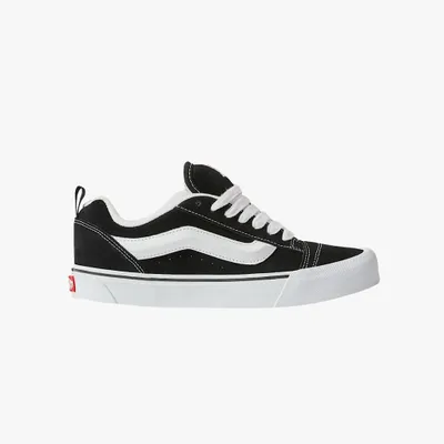 Immagine prodotto di Vans Sneakers VN0009QC6BT1 in Black color size 39