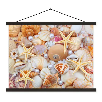 Produktbild von MuchoWow® Textilposter Muscheln - Perlen - Seesterne - Strand 60x45 cm mit schwarzem Rahmen - Poster Schlafzimmer