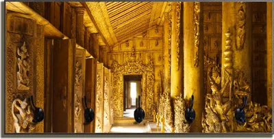 Produktbild von Wallario Flurgarderobe Wandgarderobe aus Holz, mit 5 Haken, Größe 80 x 40 cm, Motiv Buddhistischer Tempel aus Holz - Mandaley