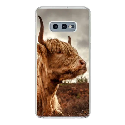Produktbild von MuchoWow® Handyhülle Schutzhülle Hülle für Samsung Galaxy S10e Scottish Highlander - Strauch - Heidekraut Silikon Softcase Handy Hülle - Handy