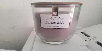 Produktbild von Treewick XL Duftkerze Sandalwood & White Musk mit Holzdocht