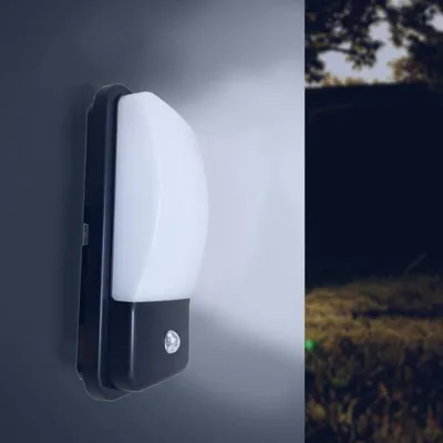 Produktbild von Schwarze Wandleuchte für den Außenbereich LED IP65 20W mit Bewegungsmelder - Kaltweiß 6000K - 8000K