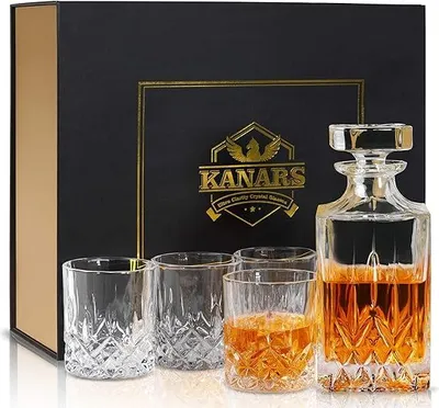 Produktbild von KANARS 5 Teiliges Whisky Karaffe und Gläser Set, Bleifrei Kristallgläser, 750 ml Whiskey Dekanter mit 4x 300 ml Gläser für Scotch, Cognac, Martini