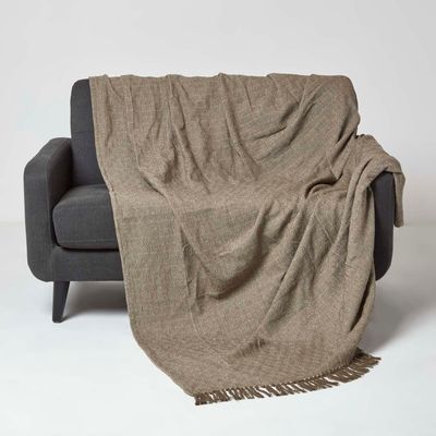 HOMESCAPES Malda Tagesdecke braun mit Fransen 225 x 255 cm – Baumwolldecke Rautenmuster