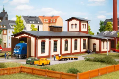 Produktbild von AUHAGEN Lokschuppen einständig Bausatz 13345 Spur TT