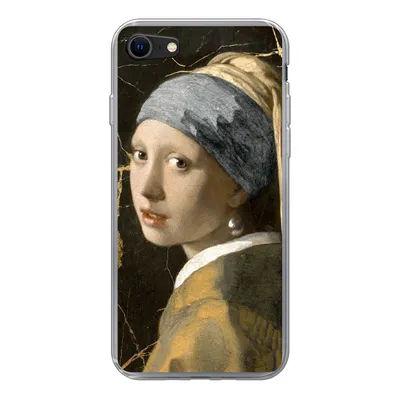Produktbild von MuchoWow® Handyhülle Schutzhülle Hülle für iPhone SE 2022 Mädchen mit einem Perlenohrring - Marmor - Gold Silikon Softcase Handy Hülle - Schutzhülle