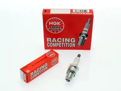 Image de Bougie d'allumage NGK R6601-8 [3033] Racing
