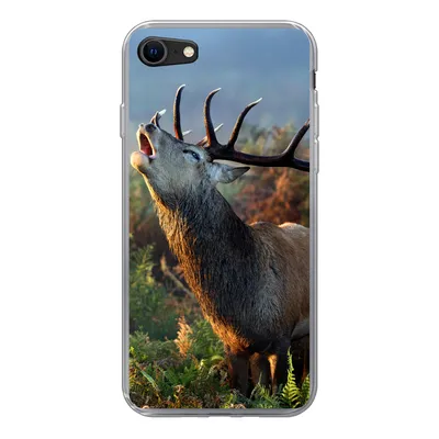 Produktbild von MuchoWow® Handyhülle Schutzhülle Hülle für iPhone SE 2020 Hirsche - Wald - Nebel Silikon Softcase Handy Hülle - Kartenbesitzer