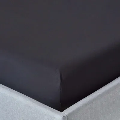 Produktbild von HOMESCAPES Perkal-Spannbettlaken schwarz – 100 % Ägyptische Baumwolle, 120 x 190 cm