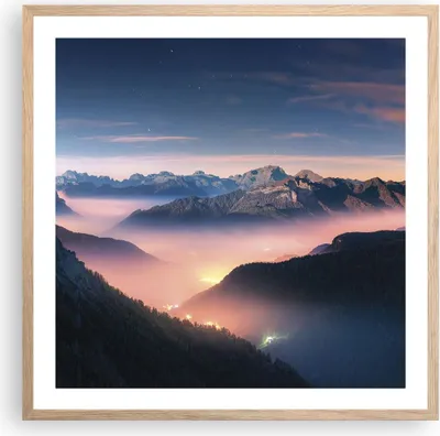 Produktbild von Gerahmtes Poster - Rahmen in heller Eiche - Berge Wolken Nebel - 60x60 cm - Wand Bild - Wanddeko - Wandbilder - Kunstposter - Wandposter - Bilderrahmen - Bilder - Kunstdruck - P2NAC60x60-5004