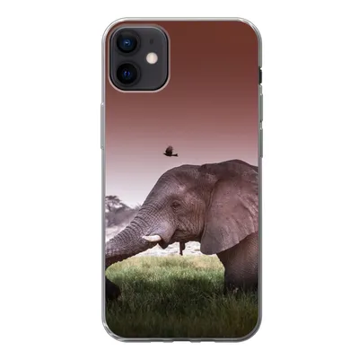 Produktbild von MuchoWow® Handyhülle Schutzhülle Hülle für iPhone 12 mini Elefant - Gras - Sonne - Tiere Silikon Softcase Handy Hülle - Bild
