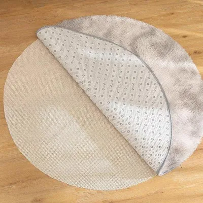 Productafbeelding van Famanu antislip ondermat voor tapijten – hoogwaardig PVC, beschermt de vloer en zorgt voor stabiliteit