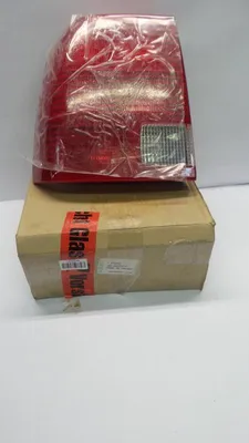 Produktbild von Original VW Passat '97-'00 Heckleuchte Schlussleuchte links 3B5945095F