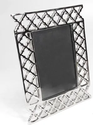 Produktbild von Casa Padrino Designer Messing Bilderrahmen Silber 22 x 5 x H. 27,5 cm - Luxus Deko Accessoires