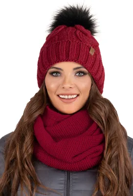 Produktbild von Vivisence damen bommelmütze und schal set warm kopfbedeckung und halsbedeckung an winter und herbst warm dick, wintermütze mit bommel, winterset für frauen, hergestellt in der eu, weinrot, einheitsgrö