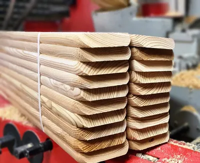Produktbild von Zaunlatte 9x2x90cm Sibirische Lärche Muster B