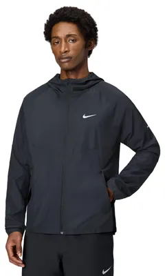 Produktbild von Nike Herren Miler Jacke, Black/Reflective Silv, XL EU