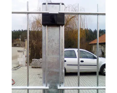 Obrázek produktu pro Plotový sloupek Bravo 6 x 6 x 150 cm pozink