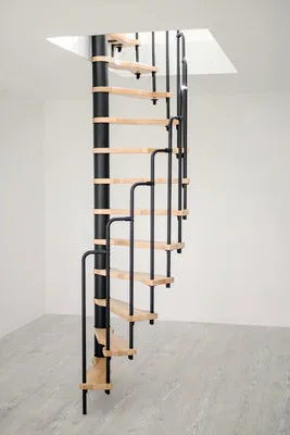 Produktbild von Pertura Spindeltreppe Nox Buche massiv Ø 140 cm Schwarz 11 Stufen 12 Steigungen