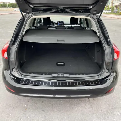 Image de Protection du seuil de chargement Pare-chocs pour Ford Focus Turnier 2018-2025 Acier inoxydable