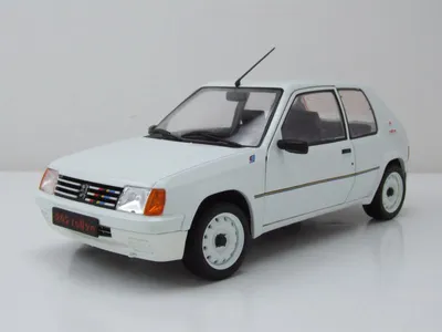 Obrázok produktu pre Solido Peugeot 205 Rallye, Model klasického automobilu, predmontovaný, 1:18, Peugeot 205 Rallye, 1 kusov, Biela
