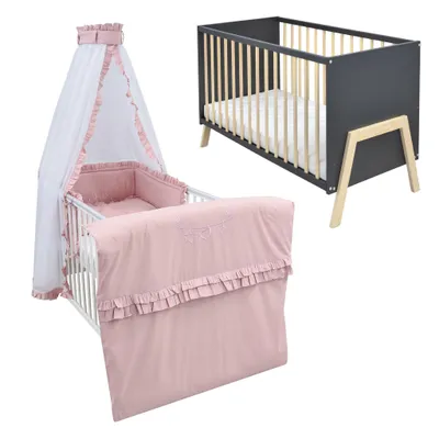 Produktbild von Babybett Kinderbett Gitterbett Juna 60x120 Anthrazit Schutzgitter Matratze Bettwäsche Set 10tlg Royal Rosa Rüsche