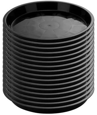 Image de 16 pots de fleurs en plastique avec soucoupes