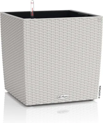 Produktbild von LECHUZA-Pflanzgefäß CUBE Cottage 40 Lichtgrau | Pflanzgefäß mit Bewässerungssystem und Pflanzeinsatz | Flechtoptik | 39 x 39 x 40 cm | 15387