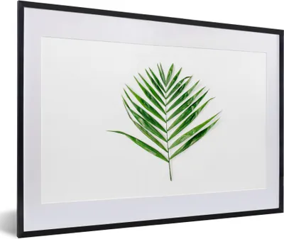 Produktbild von MuchoWow® Gerahmtes Poster Grün - Blatt - Tropisch 60x40 cm - Poster mit Schwarzem Bilderrahmen Wandposter Rahmen Foto Bilder - Schlafzimmer - Plakat in Rahmen - Drucken