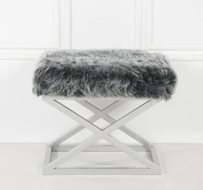 Produktbild von Hanah Home, Capraz Plush - Silver, Grey, Sitzpuff, 100 % METALL, Silber, 50 x 40 x 42 cm