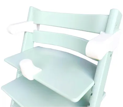 Imagen del producto de Reposabrazos y kit de seguridad para la silla Tripp Trapp