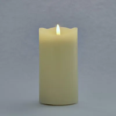 Produktbild von LED-Kerze, Wachs, 8 x 12,5 cm, Mandel