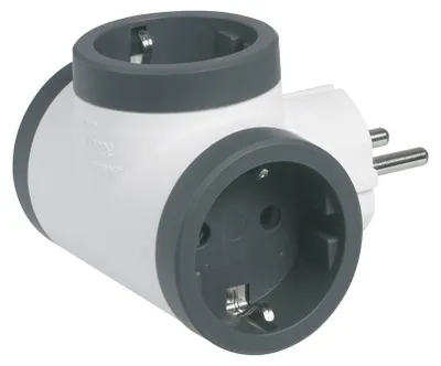 Image de Legrand 694520 adaptateur de prise de courant Type F Noir, Blanc