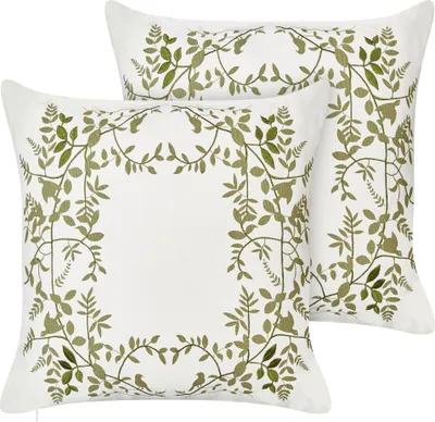 Produktbild von BELIANI Dekokissen 2er Set Beige Stoffbezug mit Füllung Biese 60x60 cm Quadratisch Einfarbig Ohne Muster Modern Sofa Bett Wohnzimmer Schlafzimmer