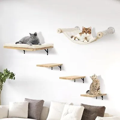 Produktbild von Kletterwandset für Katzen mit Holzschranken und Klettermatte