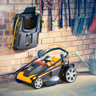 Produktbild von Lawnmaster Akku-Rasenmäher 48V Max 2x24V 4.0Ah Batterie, 41cm 450m² Mulchen 42L, 22-72mm 6-Stufige Schnitthöhenverstellung CLMF4841E