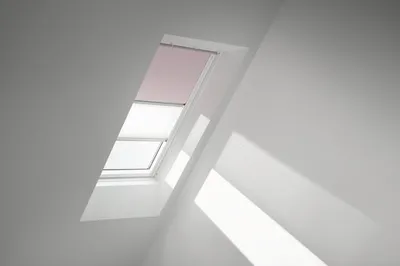 Produktbild von VELUX Vorteils-Set Verdunkelungsrollo Kids Rosa Sterne und Faltstore Plissee weiß manuell Rahmen aluminium DFD CK06 4659
