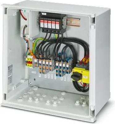 Produktbild von Phoenix Contact PV-Anschlussbox, 2 MPPT, 2IN/1OUT pro MPPT, ÜSS Typ I/II, Feuerwehrschalter, Verschluss, 1 Stk.