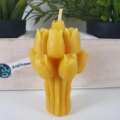 Produktbild von Bienenwachskerze Blumenstrauß mit Tulpen als Kerze 10 cm