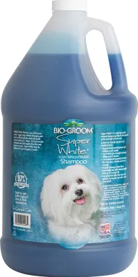 Produktbild von BioGroom Super White Dog Shampoo - Pro bílou a světlou srst, koncentrát 1:8, 3,8 l (ředěno 34,2 l)