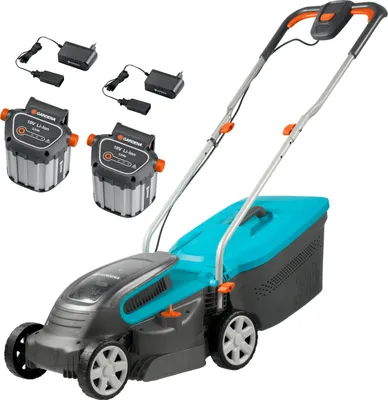 Produktbild von Gardena Akku-Rasenmäher Set PowerMax Li-18/32, Schieberasenmäher, 230 m², 32 cm, 2 cm, 6 cm, Rotorblätter
