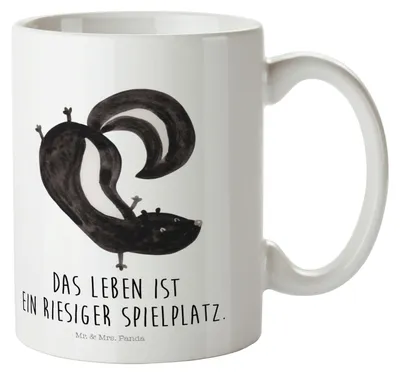 Produktbild von Mr. & Mrs. Panda Plastikbecher Stinktier Handstand - Weiß - Geschenk, Haferl, Pott, Raubtier, Mehrwegbecher, Skunk, Trinklernbecher, Wildtier, Kindertasse, Spielplatz
