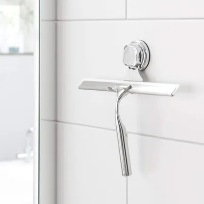 Produktbild von Duschabzieher mit Saugnapf, Silber, 25,4 x 5,5 x H 23,5 cm, RAN7820 (2er-Pack)