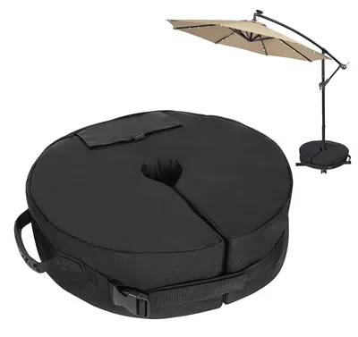 Image de Les parasols peuvent peser jusqu'à 40 kg ; les sacs de sable servent de lest pour les pieds de parasol (le sable n'est PAS fourni).
