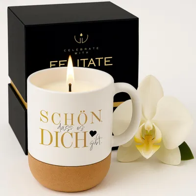 Produktbild von FELITATE Geschenk für Frauen & Männer - 2in1 Duftkerze in Tasse mit Spruch - "Schön, dass es dich gibt" - Geschenke zum Geburtstag, Vatertag & Muttertag - Geschenkidee für Kollegen, Freundin & Oma
