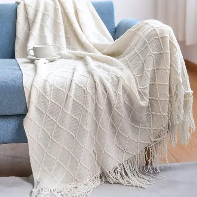 Produktbild von Omgoods – Gehäkelte Decke mit Fransen – skandinavischer Stil, 130 x 230 cm