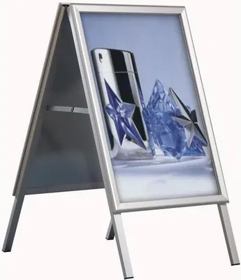 Produktbild von Kundenstopper Outdoor wasserfest 32mm Gehrung 700x1000mm silber